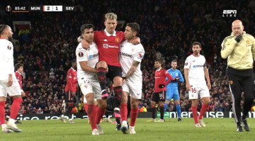  莱比锡铁卫重伤赛季基本报销  