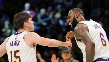  比勒菲尔德铁血防守立功，零封领头羊制造大冷门  